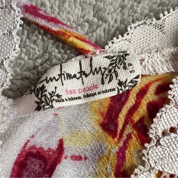 Free People Intimately Morning Rose Sleeveless Floral Lace Bohemian Cami Top - Picture 3 of 12